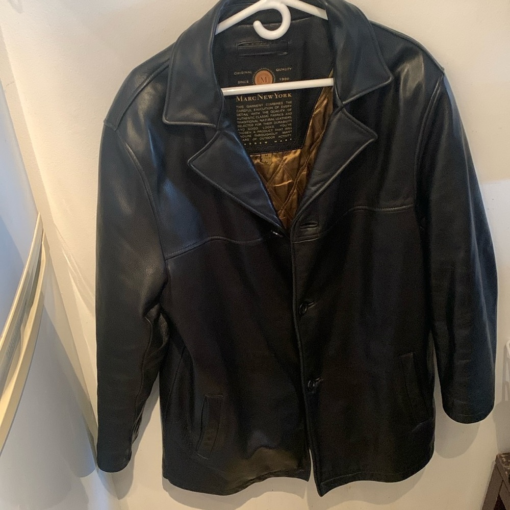 Stunning Andrew Marc Pure Leather shell Jacket w/ Golden inner lining absolute🔥